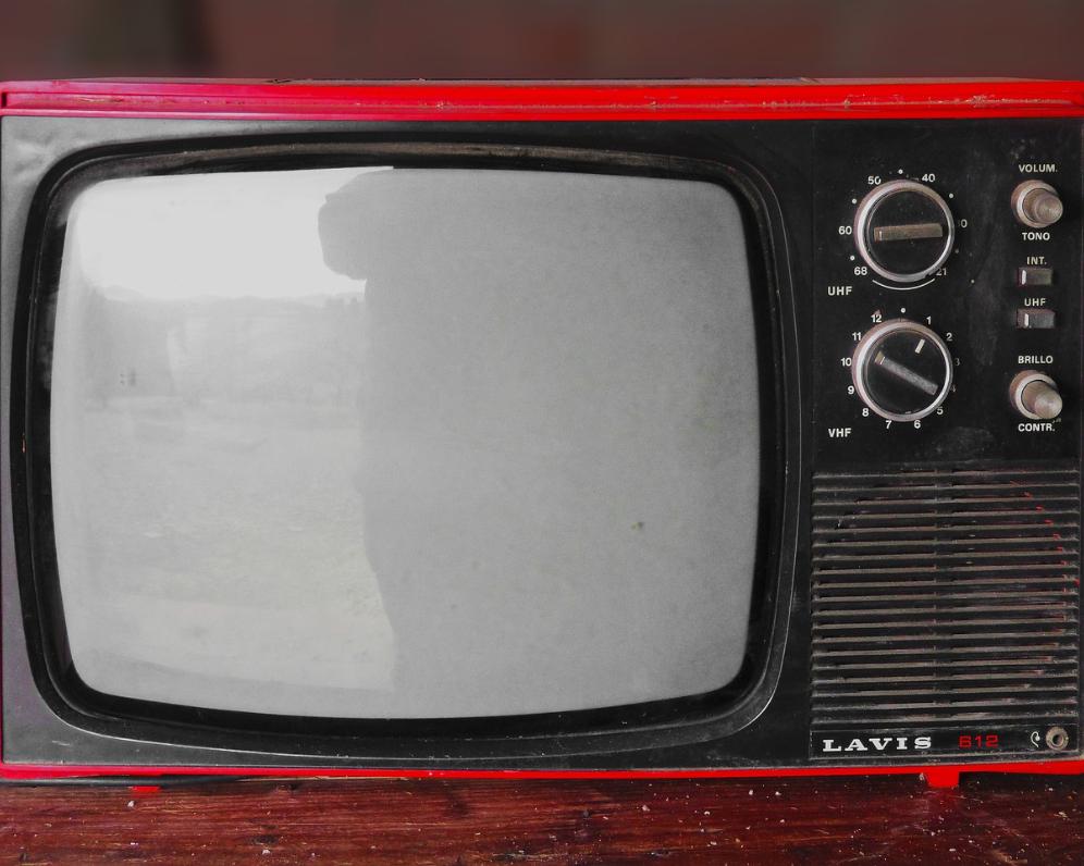 Kdo platí poplatky za TV a rozhlas v nájmu?