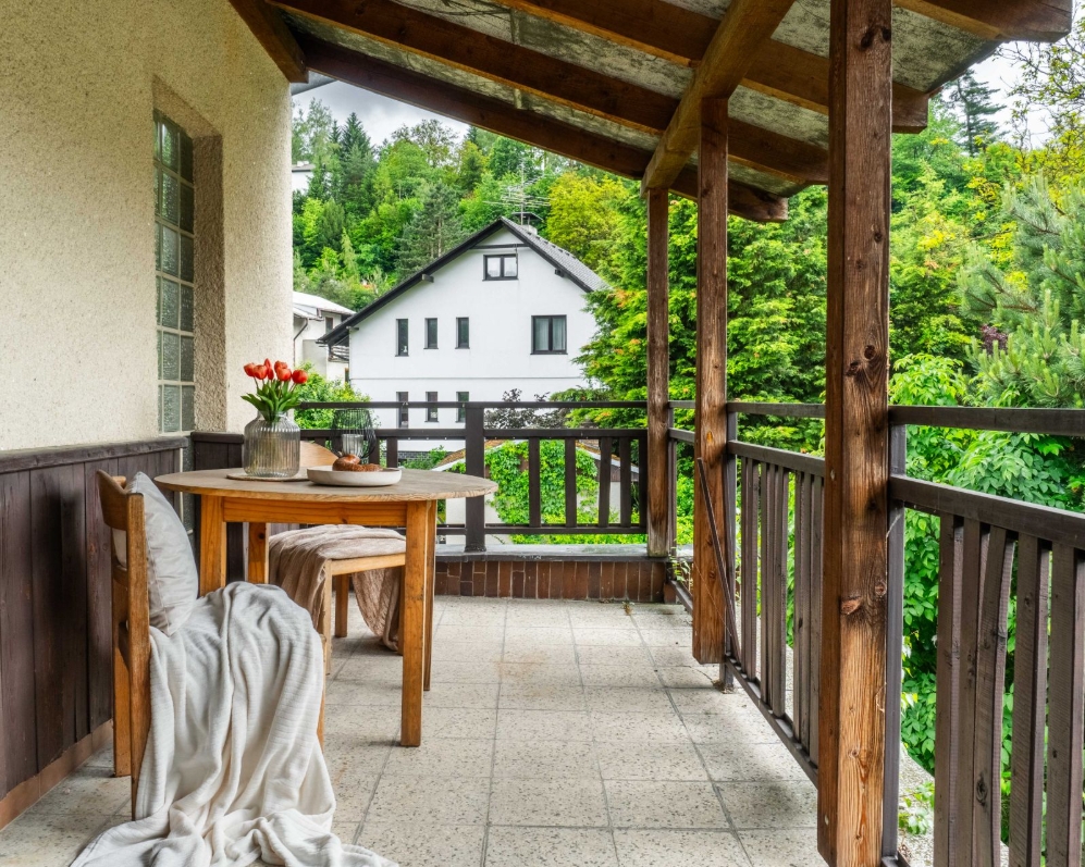 Prodej rodinného domu 225 m², pozemek 962 m², Hradištko-Pikovice